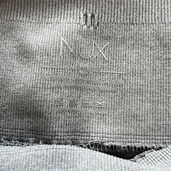 NEW NUX Yoga Performance Leggings Gray Size M/L - Picture 3 of 7